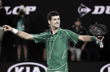 Em batalha de cinco sets, Djokovic vence Thiem e é octa na Austrália
