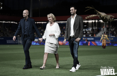 Homenaje multitudinario con la inauguración del Estadi Johan Cruyff