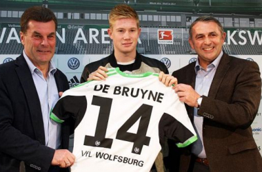VfL Wolfsburg sign Kevin De Bruyne