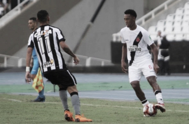Expulso na final contra o Botafogo, Fabrício lamenta: "Acabei prejudicando a equipe"