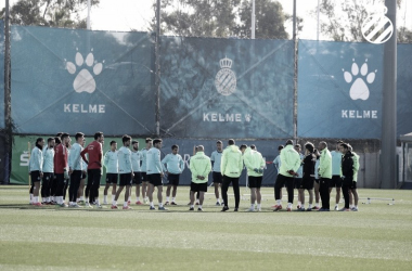 Abelardo va a Sevilla con cuatro bajas&nbsp;&nbsp;