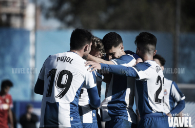 Remontada perica para seguir con la racha