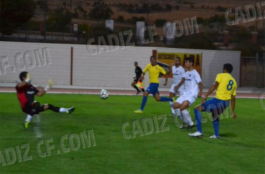 El Cádiz vence en Ronda y ya mira al Trofeo Carranza