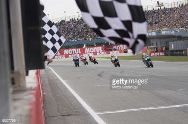 Moto2: Intense battle for Assen podium