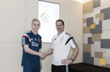 Van de Beek amplía su contrato hasta 2018