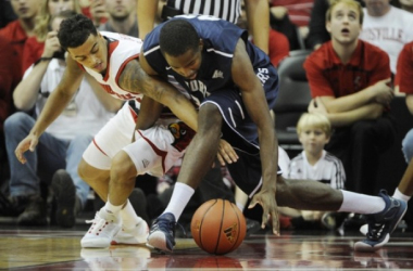 Second Half Rout Leads Louisville To Blowout Victory Over North Florida, 89-61
