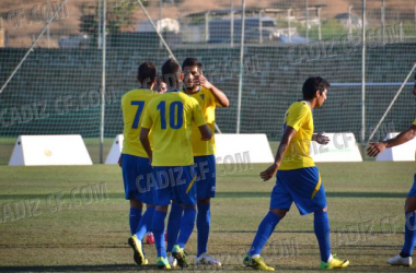 El Cádiz le planta cara al Córdoba (2-2)