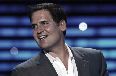 Mavericks owner Mark Cuban takes valiant stance for team workers; comments on COVID-19