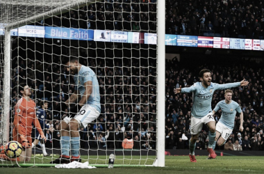 City supera Chelsea em casa e segue soberano no topo da Premier League