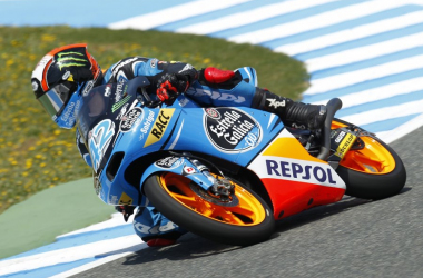 Rins logra la pole en Jerez