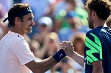 Roger Federer vence Robin Haase pelo ATP 500 de Rotterdam (2-1)