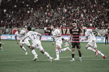 Com hat-trick de Moisés, Fortaleza goleia o Sport em plena Arena Pernambuco e se garante na final da Copa do Nordeste