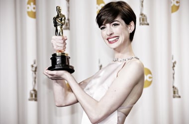 Anne Hathaway navegará a la deriva en &#039;The Lifeboat&#039;