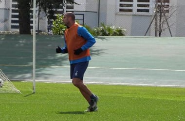 Aranda, principal ausencia en el primer entrenamiento de la semana