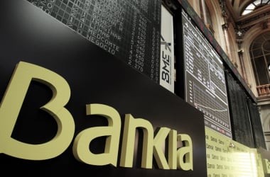 Las nuevas acciones de Bankia caen un 15 % en su primer día