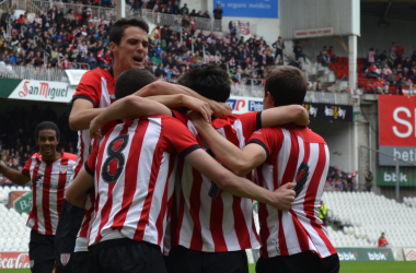 El Bilbao Athletic da un paso de gigante