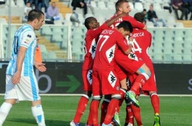 El Pescara cae con polémica y se asoma a la Serie B