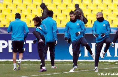 El Real Madrid se entrena en el estadio Luzhniki de Moscú