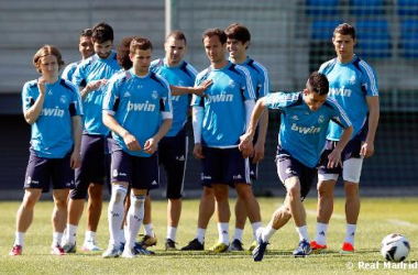 Segunda sesión de la semana sin Essien, Coentrao ni Arbeloa