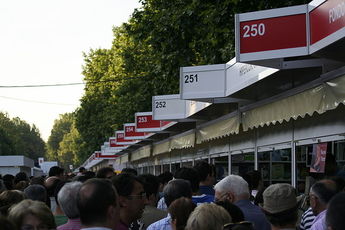 La Feria del libro abre su primer fin de semana con buena letra