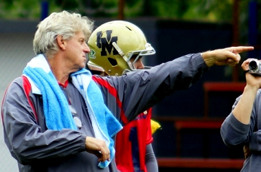 Experimentado coach norteamericano visita a los Pumas CU