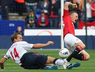 Cleverley, un mes de baja