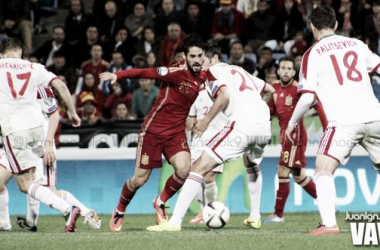 Isco: &quot;Intento divertirme dentro del campo&quot;