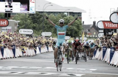 Tour de France 2014 : Nibali se pare de jaune