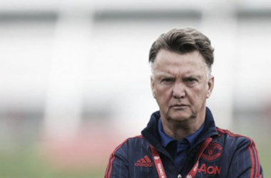 Van Gaal: &quot;No hay bajas por lesión, es increíble&quot;