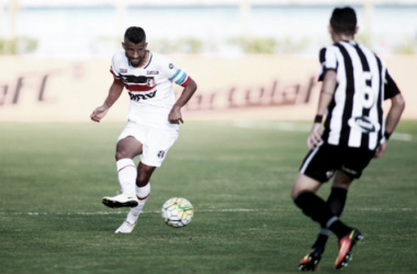 Ainda com chances de escapar da zona de rebaixamento, Santa Cruz duela contra Botafogo
