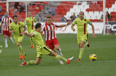 Mirandés - Almería: duelo por la supervivencia