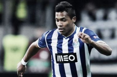 Juve, Siqueira in stallo. Si avvicina Alex Sandro?
