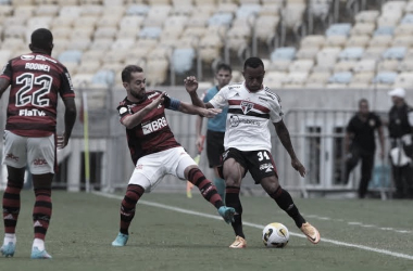 Após triunfos nas copas continentais, São Paulo e Flamengo viram a chave para duelo no Brasileirão
