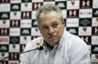 Abel Braga critica árbitro após empate com São Paulo: ''Horroroso e prepotente''