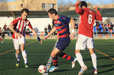 Huracán CF - UE Llagostera: el Llagostera, a ganar por primera vez en Manises