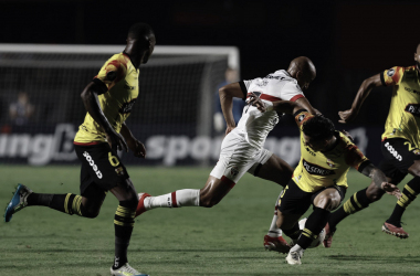 São Paulo domina mas empata com Barcelona de Guayaquil na Libertadores