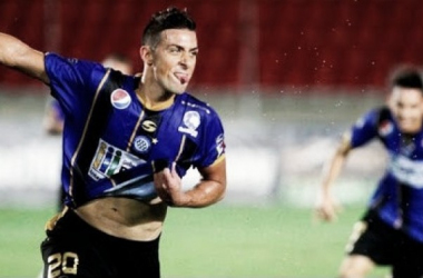 Rafa Acosta vuelve al fútbol del extranjero