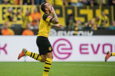 Bundesliga - Il Dortmund vince 4-3 in extremis, successo di Schalke e Hannover, frenata Herta: i risultati del pomeriggio