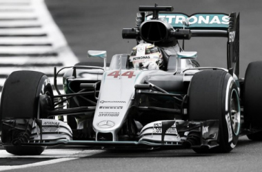 Silverstone: Lewis Hamilton repite liderato en los segundos entrenamientos libres