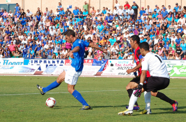 San Fernando CD 1 - 2 UD Melilla: los locales dejan escapar otro punto y el cuarto puesto