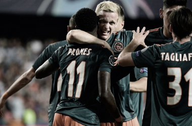 El Valencia cae goleado en Mestalla ante un gran Ajax