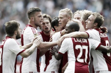 El Ajax se lleva el clásico holandés frente a un aguerrido Feyenoord