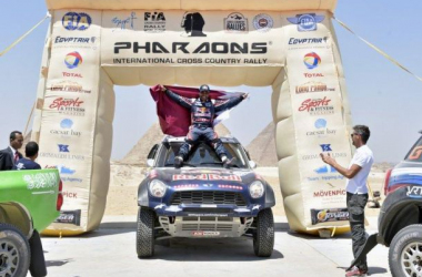 Piatek, Abu-Issa y Al-Attiyah triunfan bajo las Pirámides de Giza