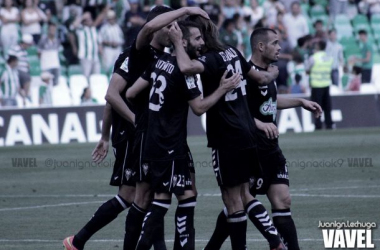 El Murcia iniciará la pretemporada frente a Albacete y Alcoyano