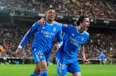 Mbappe y Carreras fueron los goleadores en Mestalla y permiten al Madrid seguir agarrado a LaLiga.