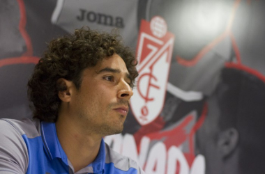 ​Ochoa: &quot;Me motivó el entrenador y el proyecto del Granada CF&quot;