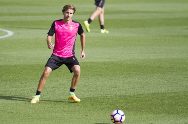 Samper, fuera de la convocatoria para medirse al Sporting