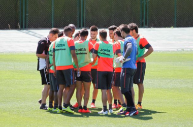 El Granada prepara con cinco entrenamientos su visita a Anoeta