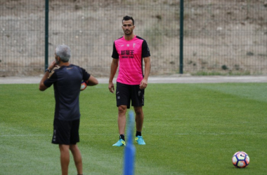 Saunier, Cuenca y Foulquier, fuera de la convocatoria para medirse al Madrid por lesión