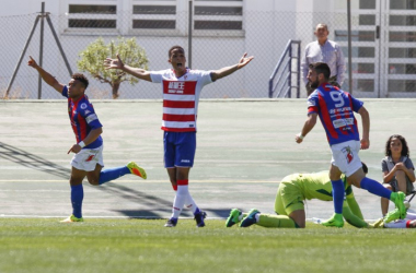 El Granada B cede ante un necesitado Extremadura